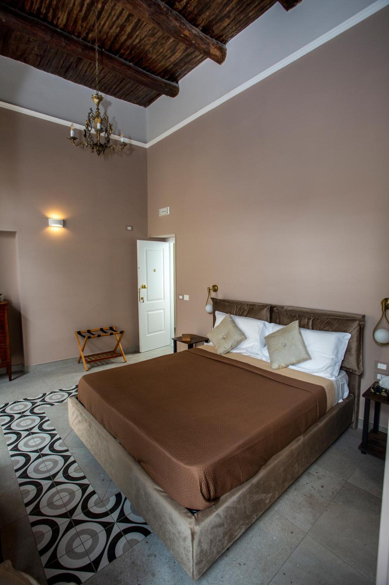 Hotel Xenia Neapolis Extérieur photo