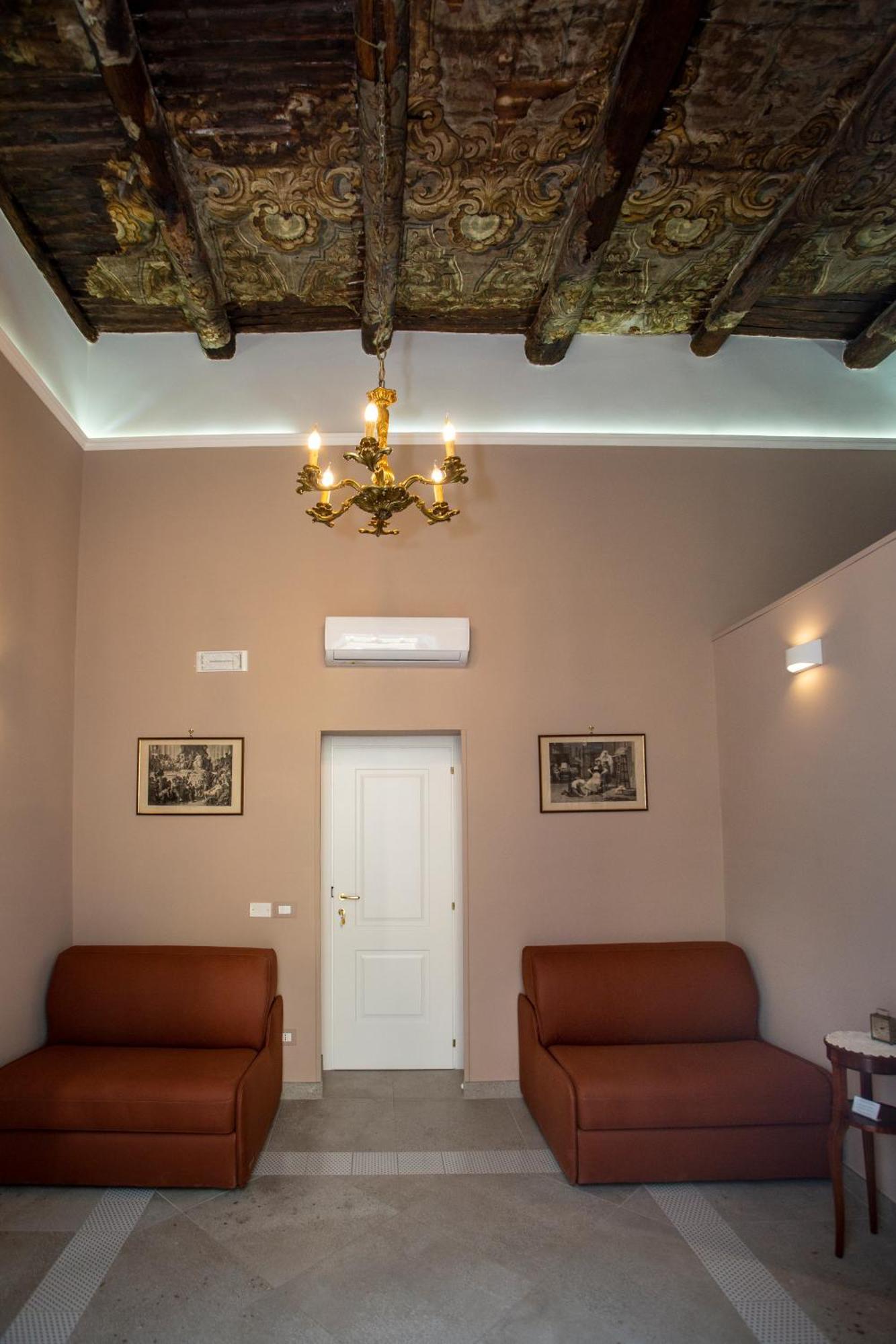 Hotel Xenia Neapolis Extérieur photo