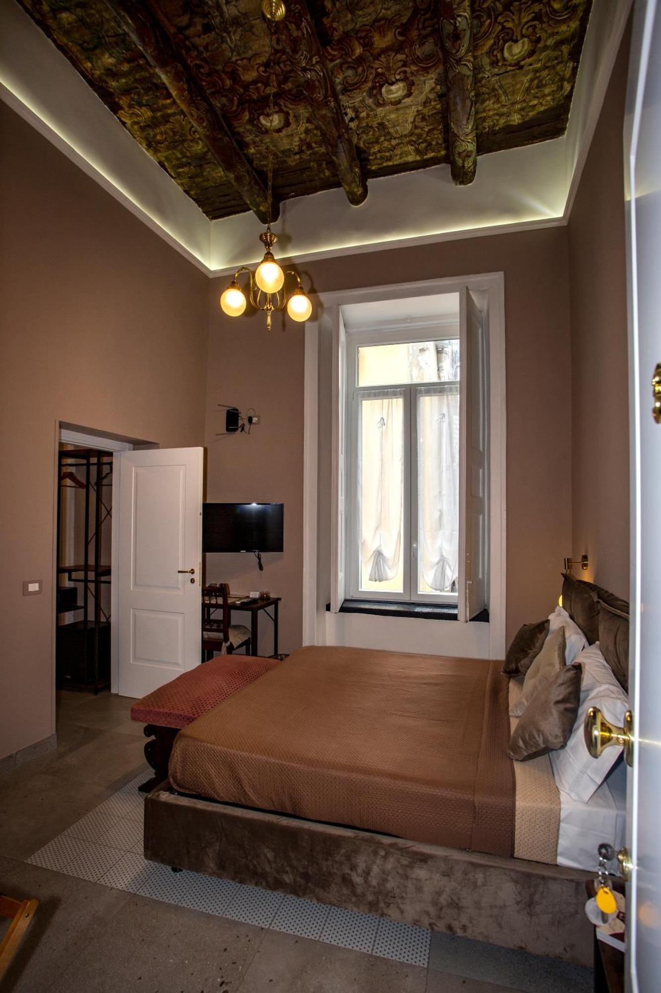 Hotel Xenia Neapolis Extérieur photo